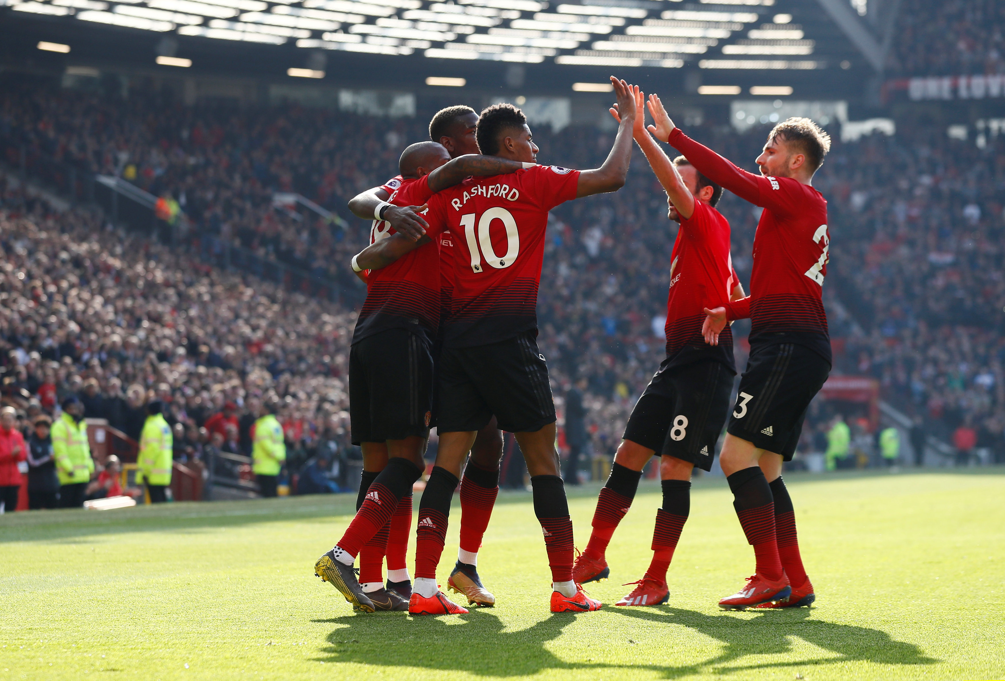 在排球赛场 在排球赛场